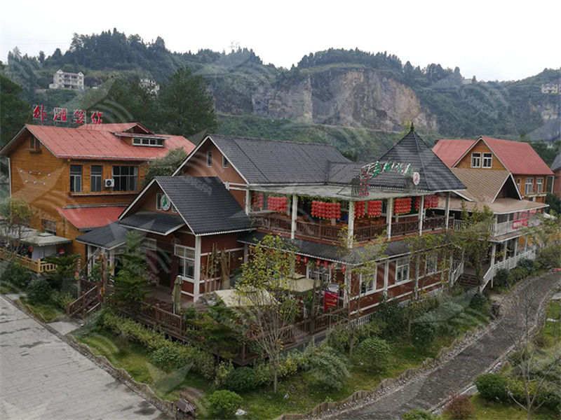 选择长沙合成树脂瓦，为南方屋顶雨季防水护航